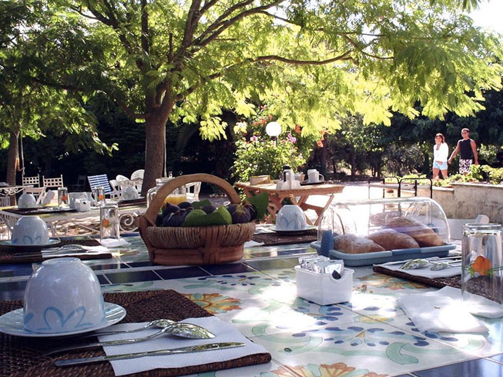 B&B Villa Giuliana Arnesano Екстер'єр фото